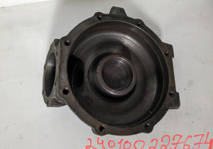 Корпус бортового редуктора(лівий) SK354.31.112左  240100227674