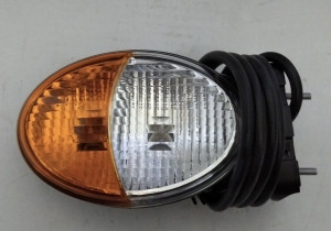 Правий комбінований передній ліхтар MKZ704-48-062A  240100237245