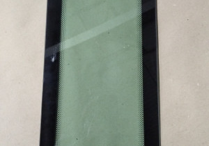 Переднє нижнє скло (ліве) MEZ704-45-302ZY  240100333282