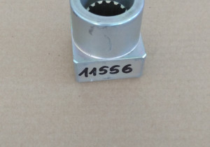 Втулка DIN5482-Z16-L=59 DOMINONI 11556 Квадрат зі шліцями низький